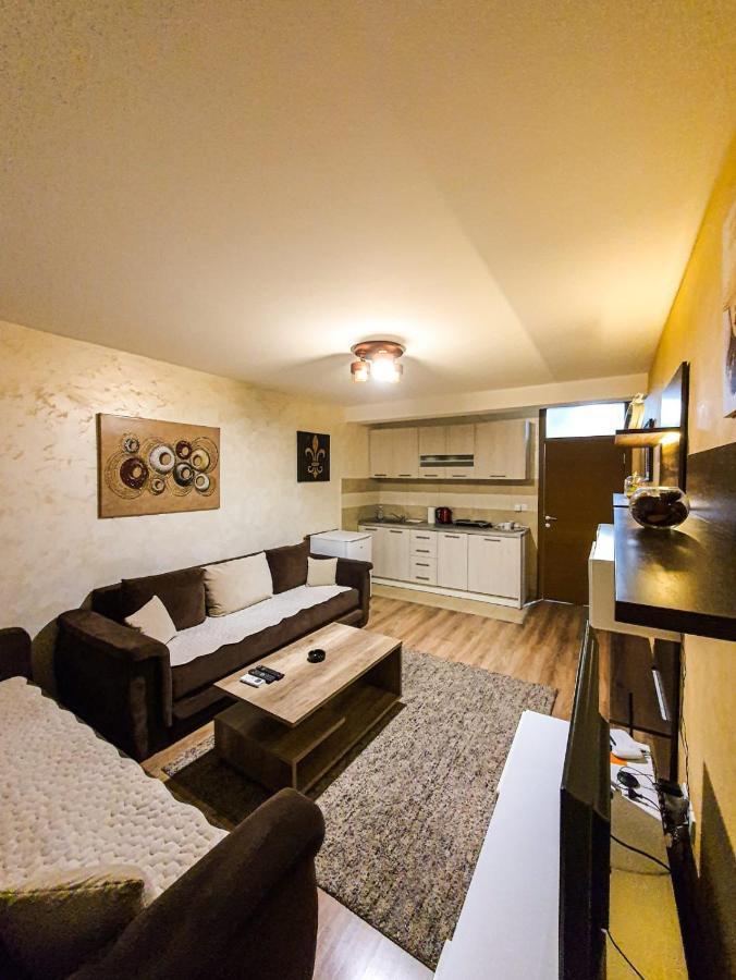 Avio Apartmani 2018 Novi Pazar Bagian luar foto