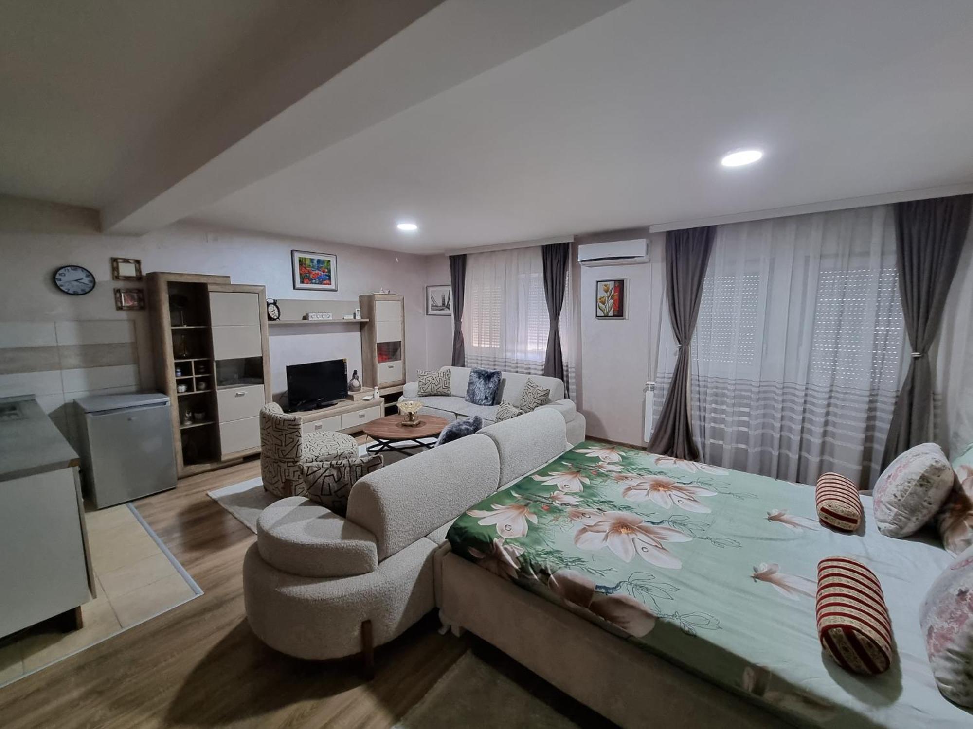 Avio Apartmani 2018 Novi Pazar Bagian luar foto